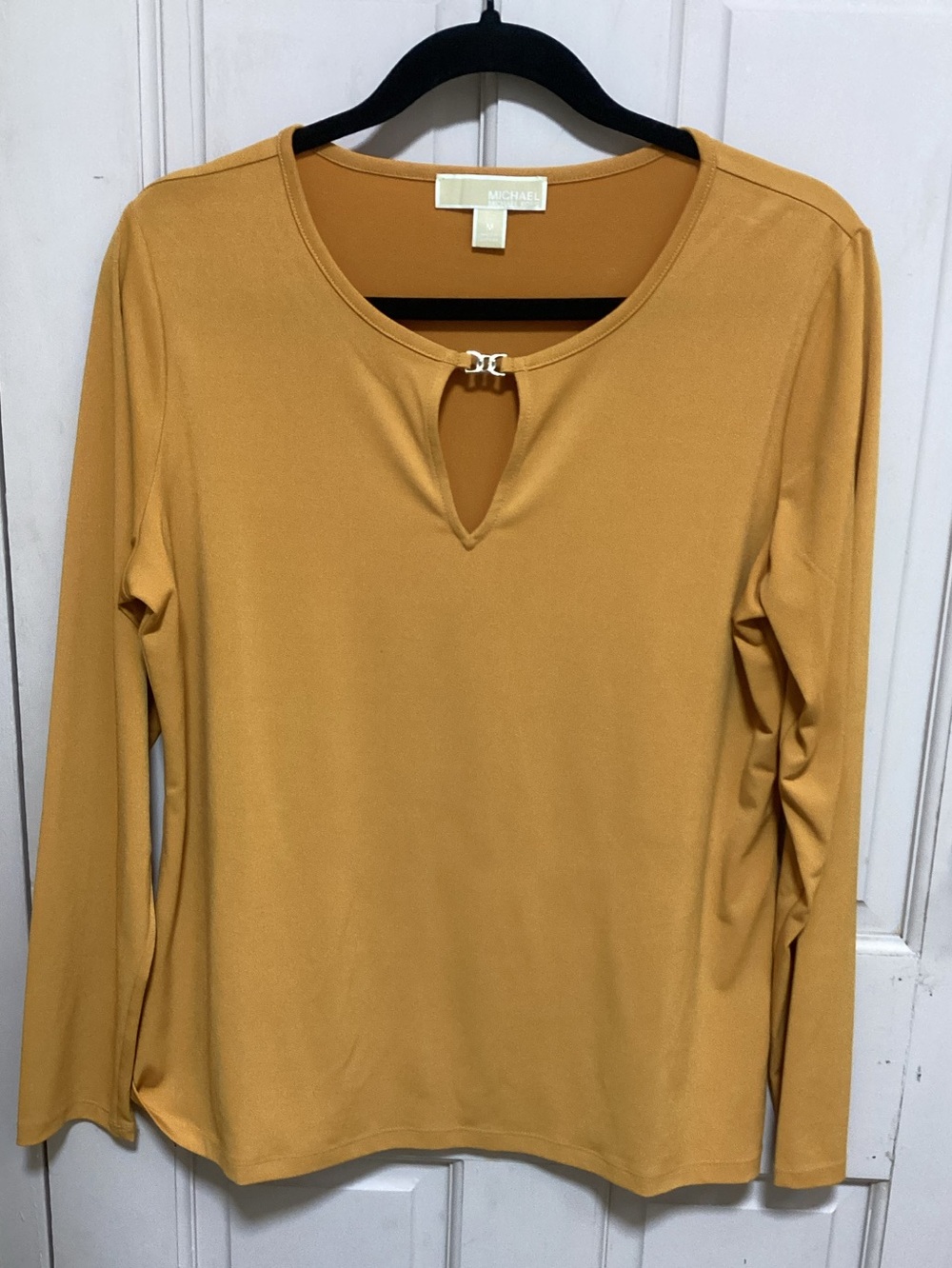 Women’s like new Michael Kors Gorgeous Blouse Size Medium
